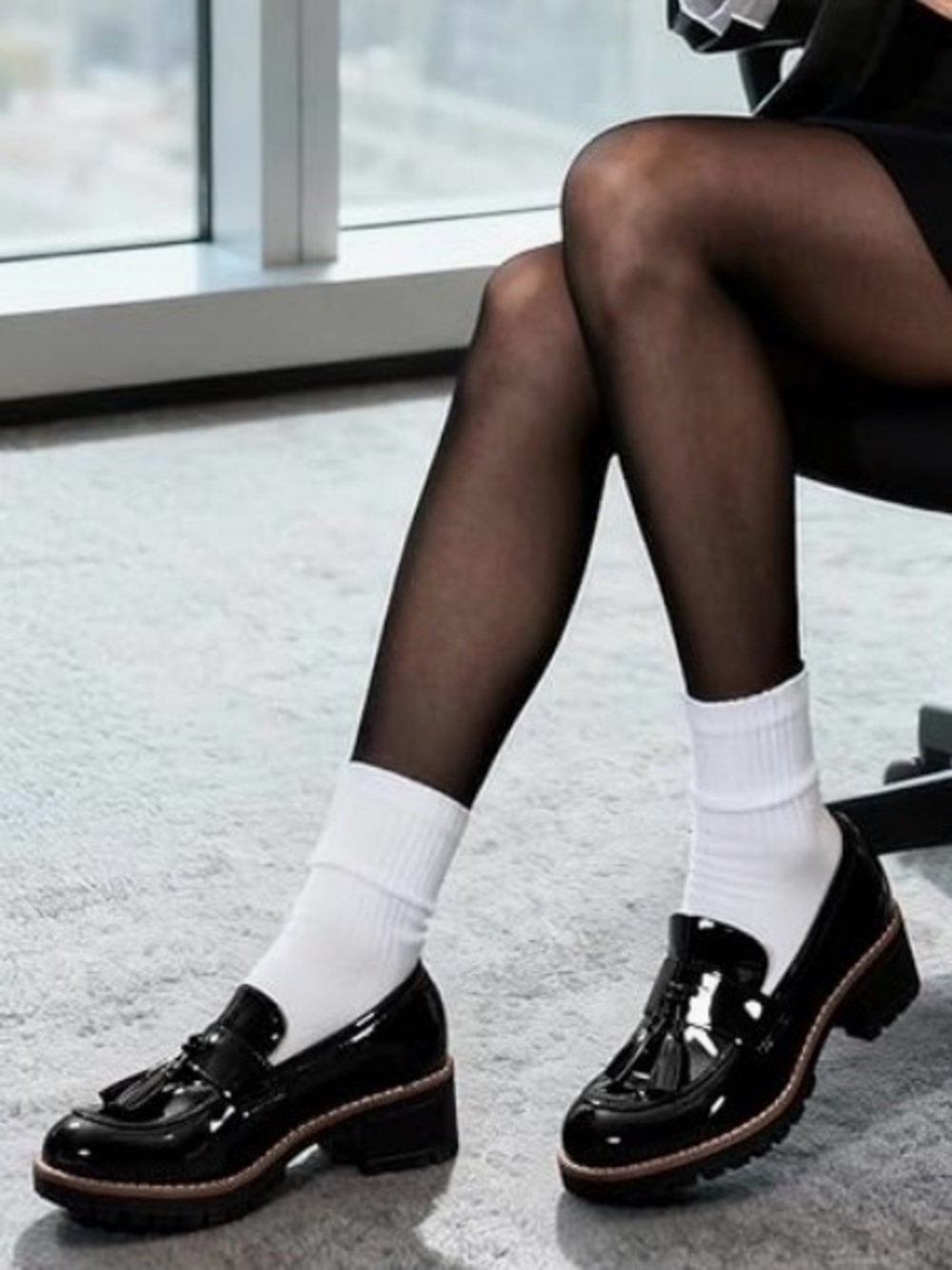 Dream Pairs Black Patent Tassel Loafers with Lug Sole